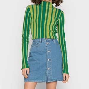 NA-KD Cropped Turtle Neck Top